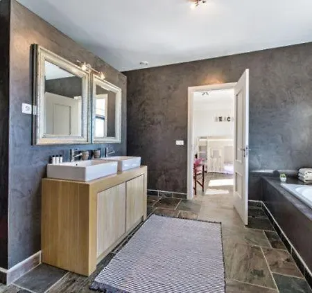 Sleeps 14 Villa Donalda